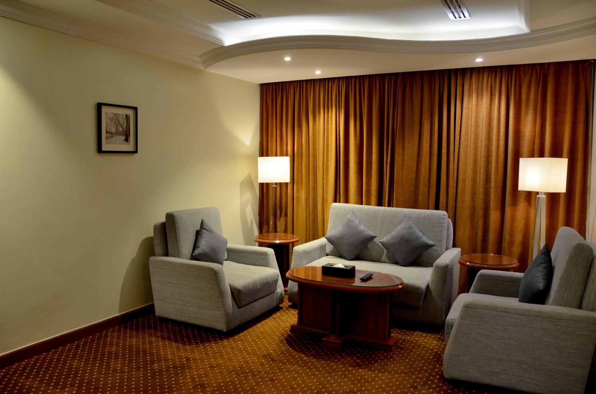 Crown Tower Hotel Al Al Jubail Dış mekan fotoğraf