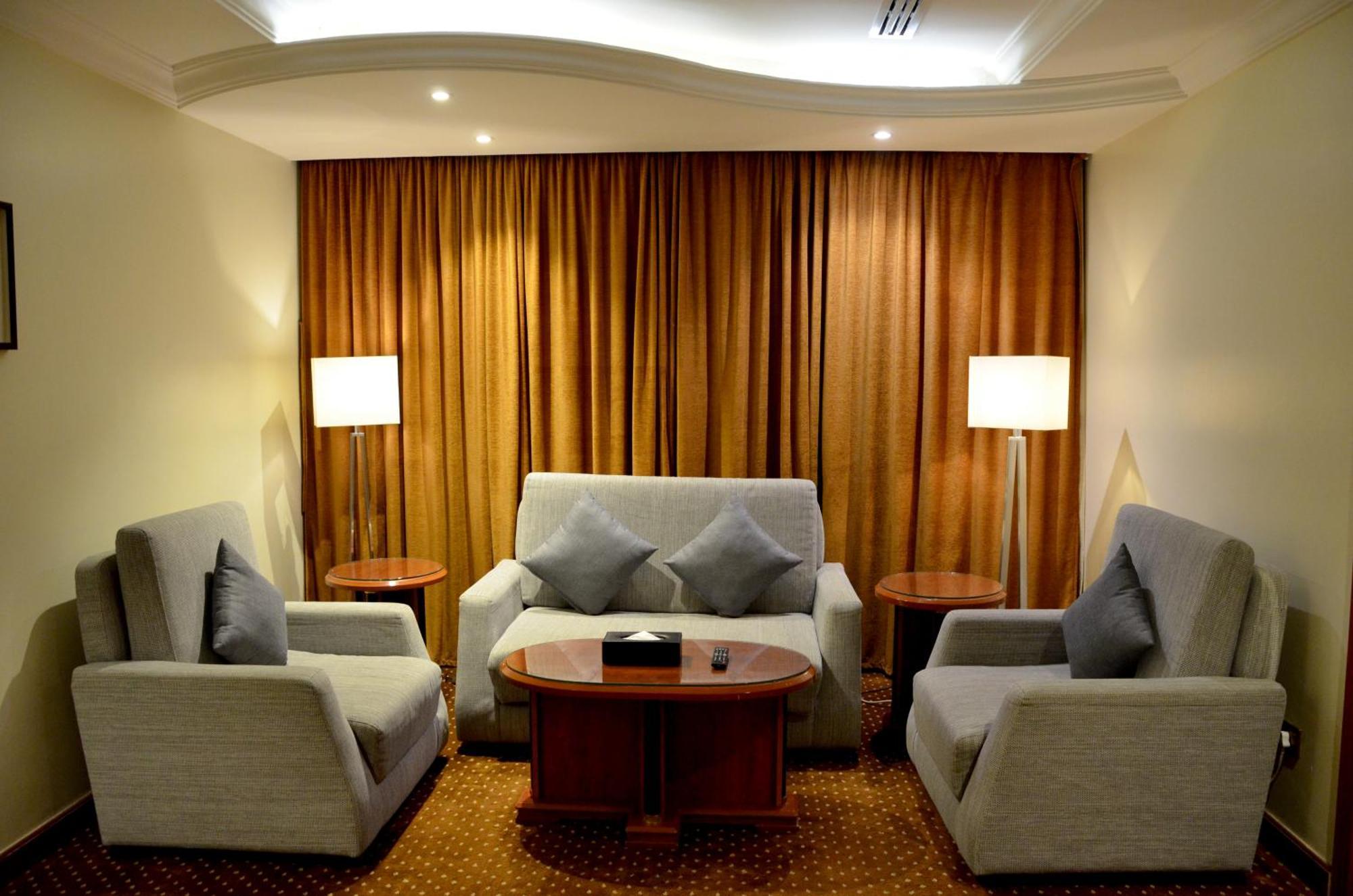 Crown Tower Hotel Al Al Jubail Dış mekan fotoğraf