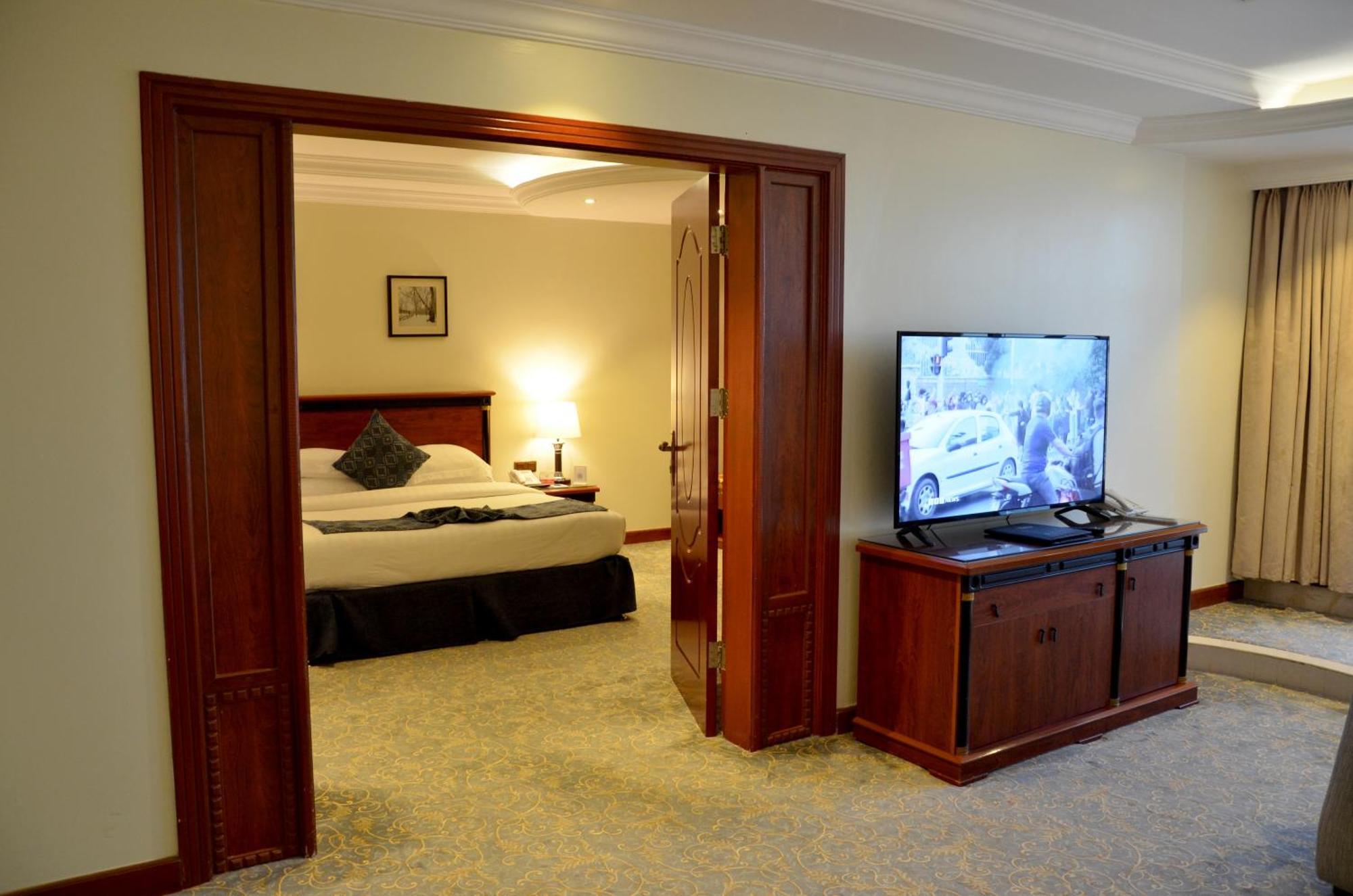 Crown Tower Hotel Al Al Jubail Dış mekan fotoğraf
