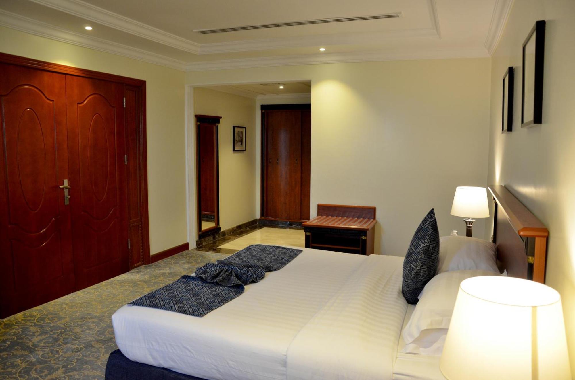 Crown Tower Hotel Al Al Jubail Dış mekan fotoğraf
