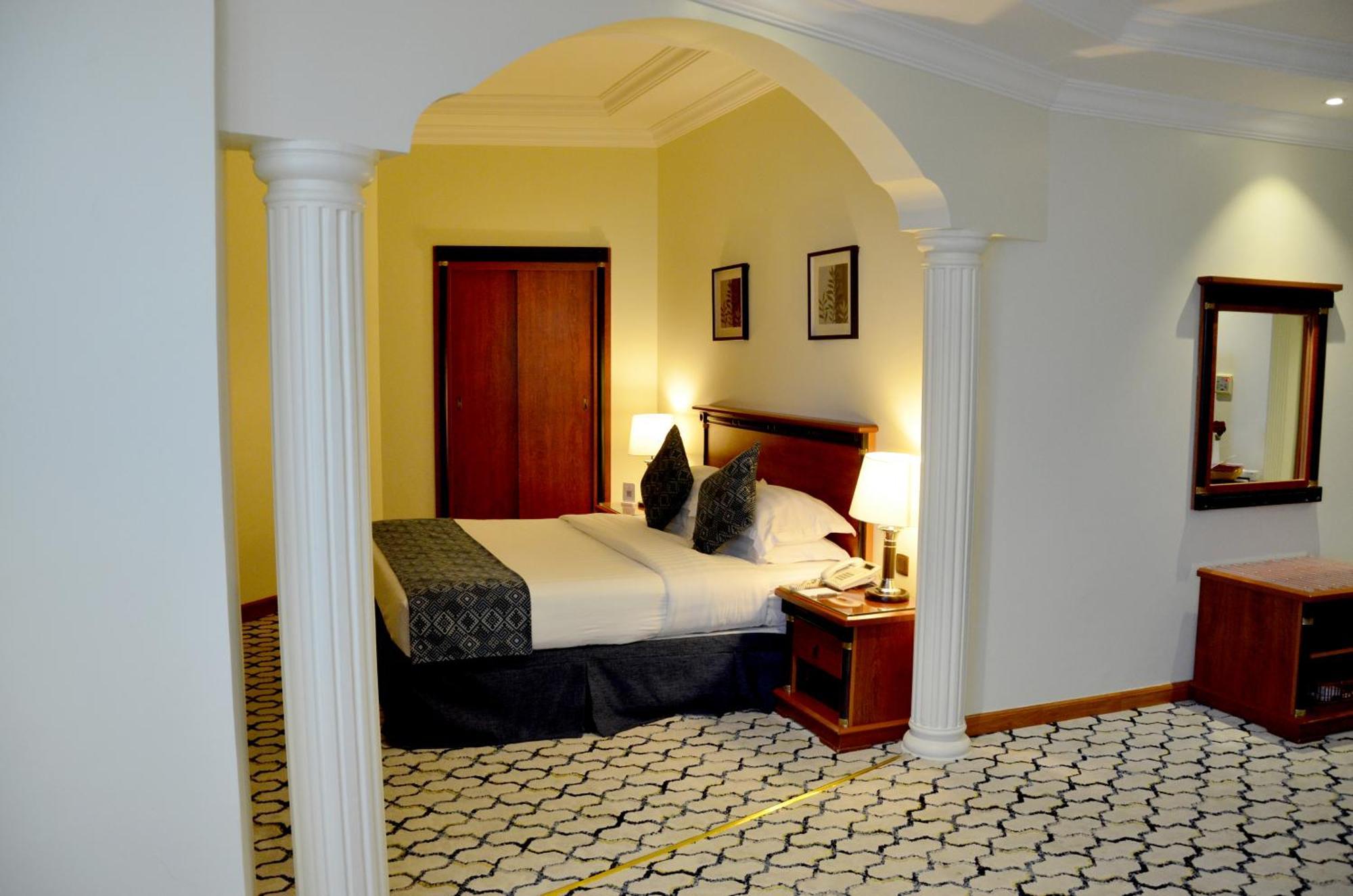 Crown Tower Hotel Al Al Jubail Dış mekan fotoğraf