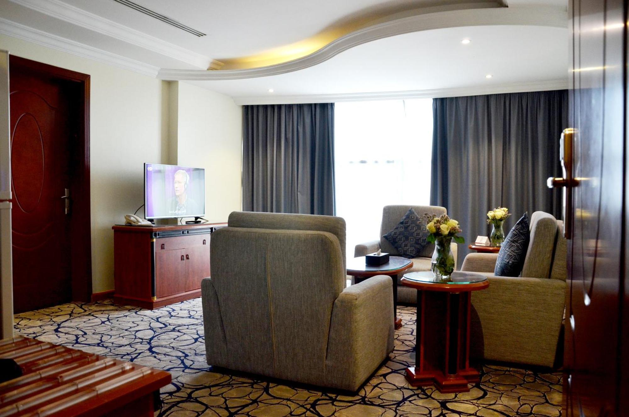 Crown Tower Hotel Al Al Jubail Dış mekan fotoğraf